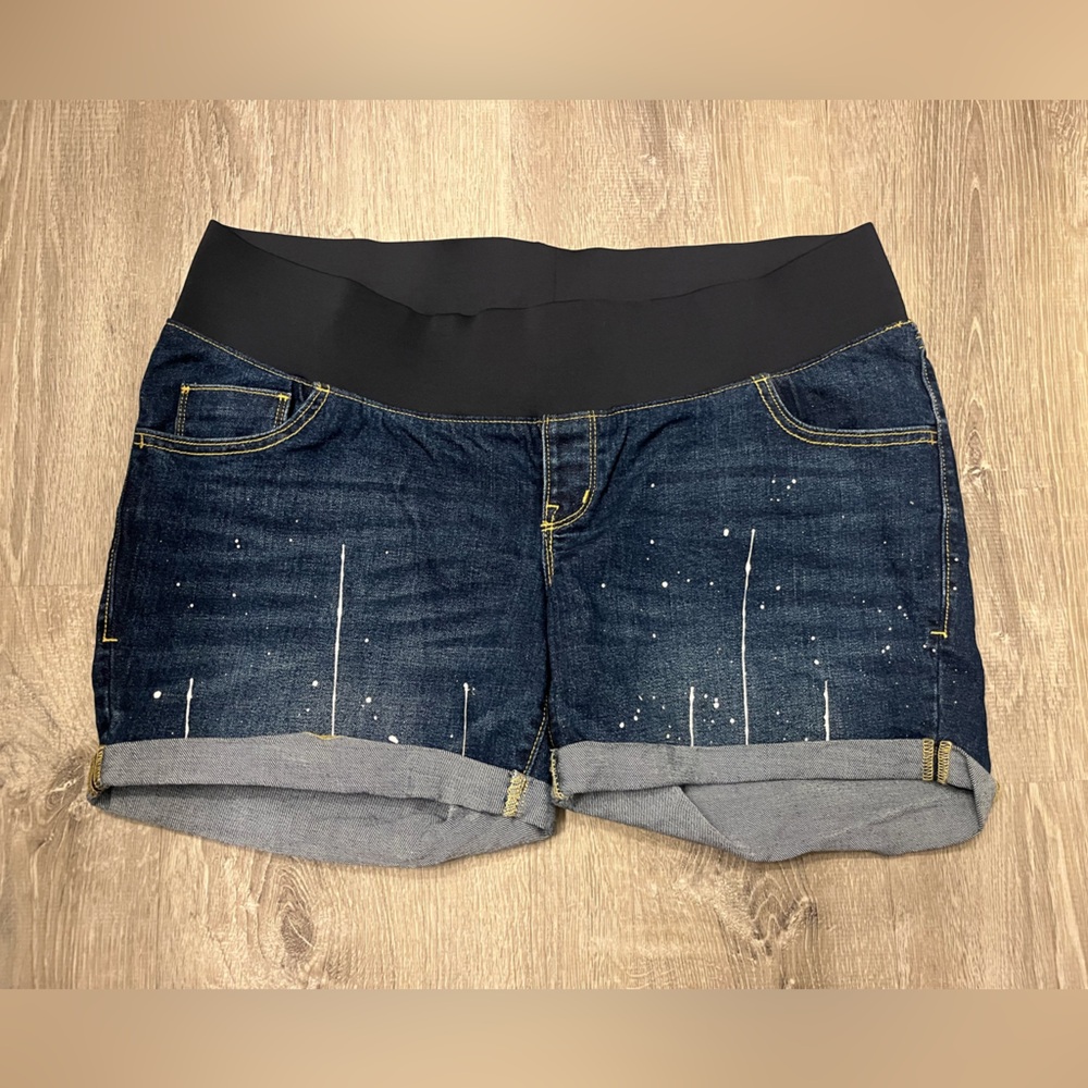 Women's Old Navy Maternity Jean Shorts- Size 12- Pre-owned